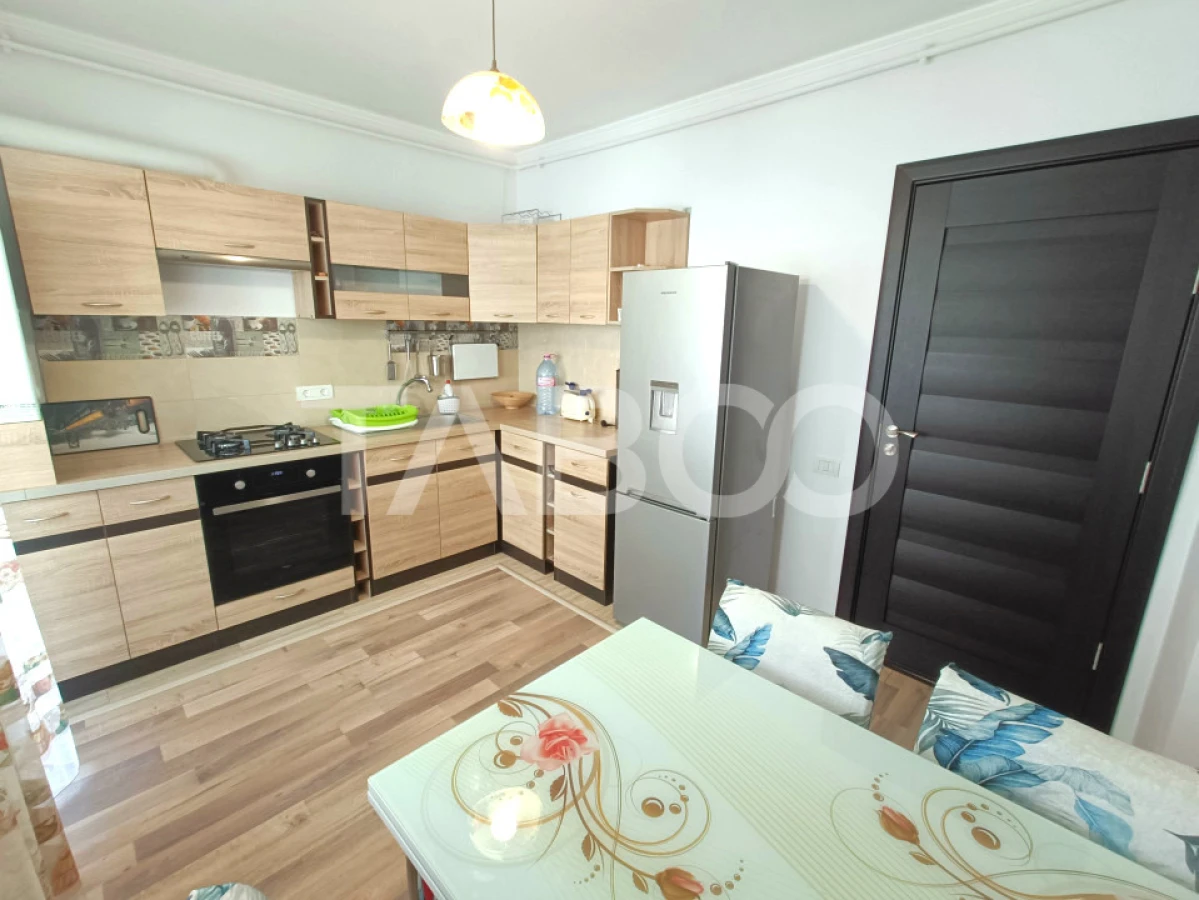 Apartament modern cu 2 camere decomandate si loc de parcare - etaj 2 - 4