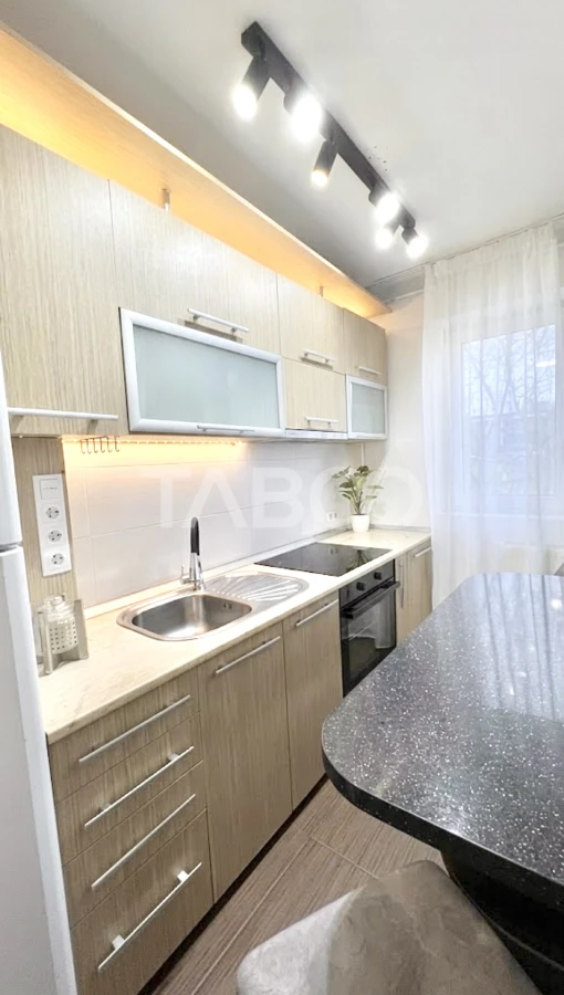 Apartament cu 2 camere in Manastur in bloc izolat langa Piata Flora - 3