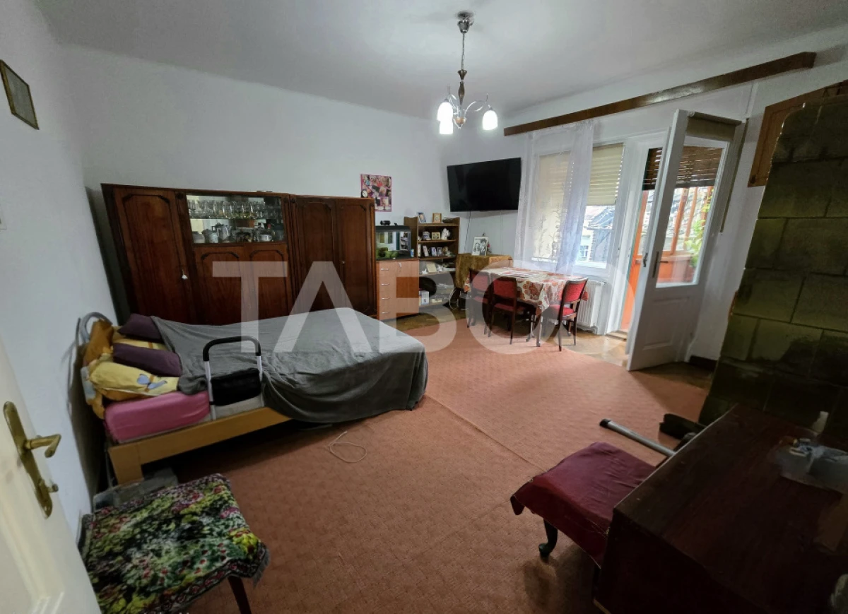 Apartament decomandat 4 camere 130mpu pivnita acces auto Orasul de Jos - 6