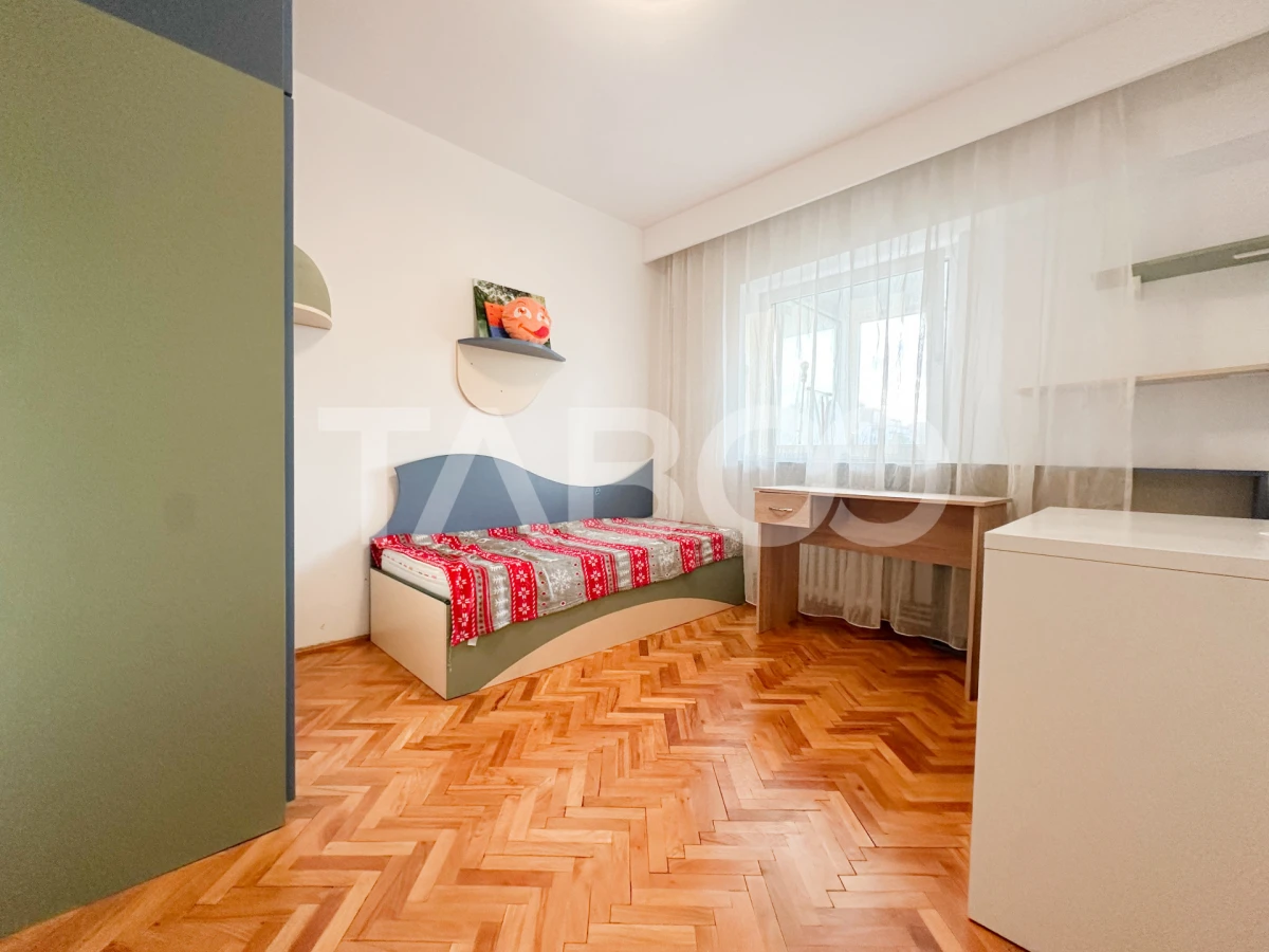 Apartament cu 3 camere decomandate de vanzare in cartierul Zorilor - 5