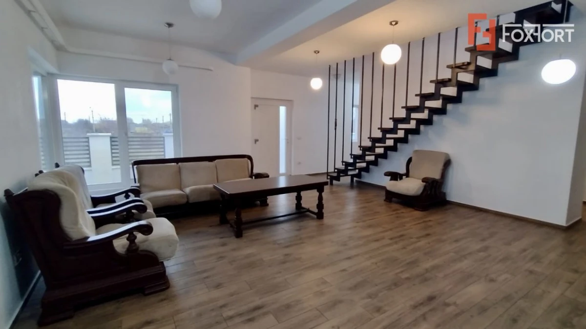 Casa individuala, cu 7 camere, de vanzare in Sacalaz - 1