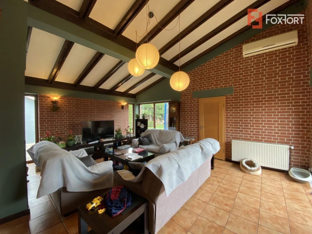 Vila cu 10 camere, de vanzare in Chisoda - ID V3322 - 5
