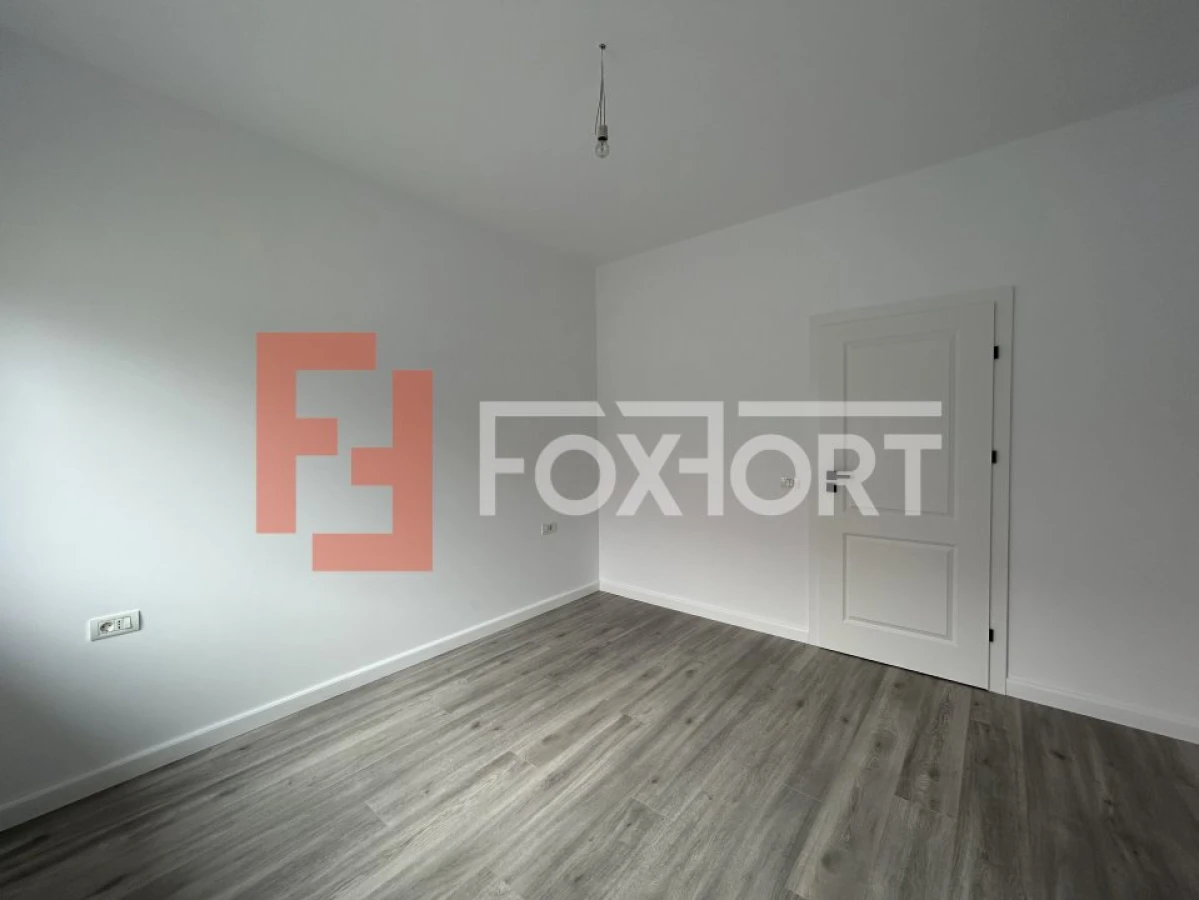 Duplex deosebit cu 5 camere in Ghiroda - 10