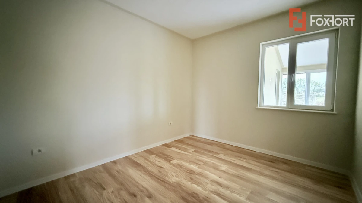 Duplex pe parter 4 camere Ghiroda - 8