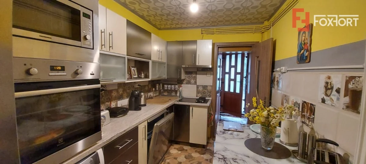 Casa individuala, 6 camere, curte comuna, zona Kiriac - Kaufland - 6