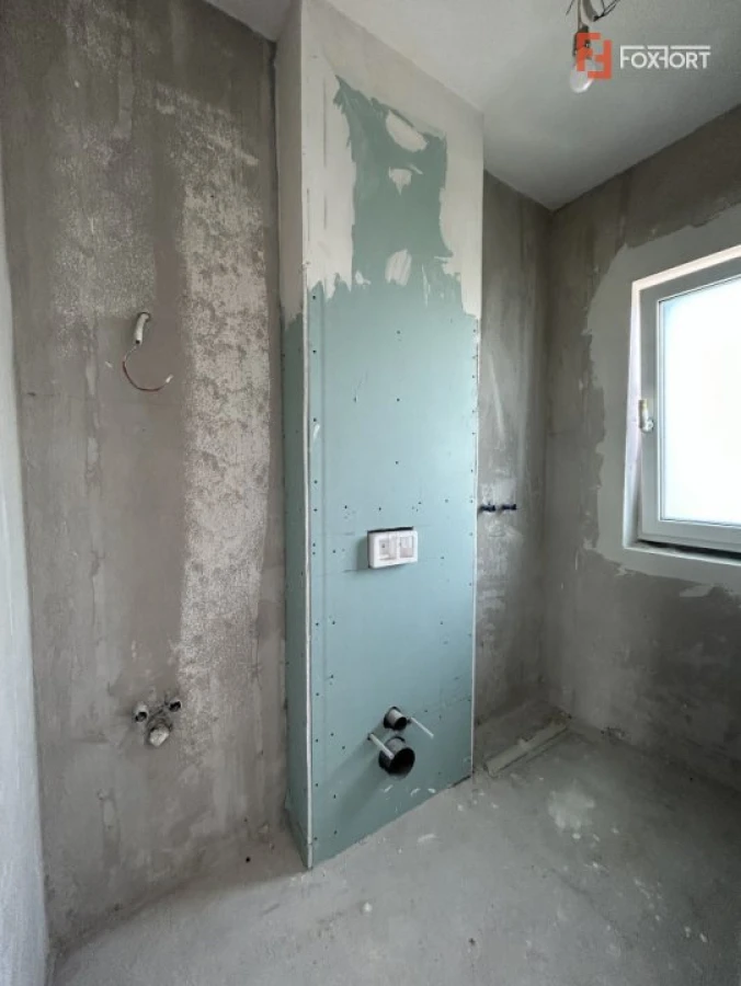 Duplex 4 camere si asfalt, Sacalaz - Parter + Etaj - ID V5368 - 9
