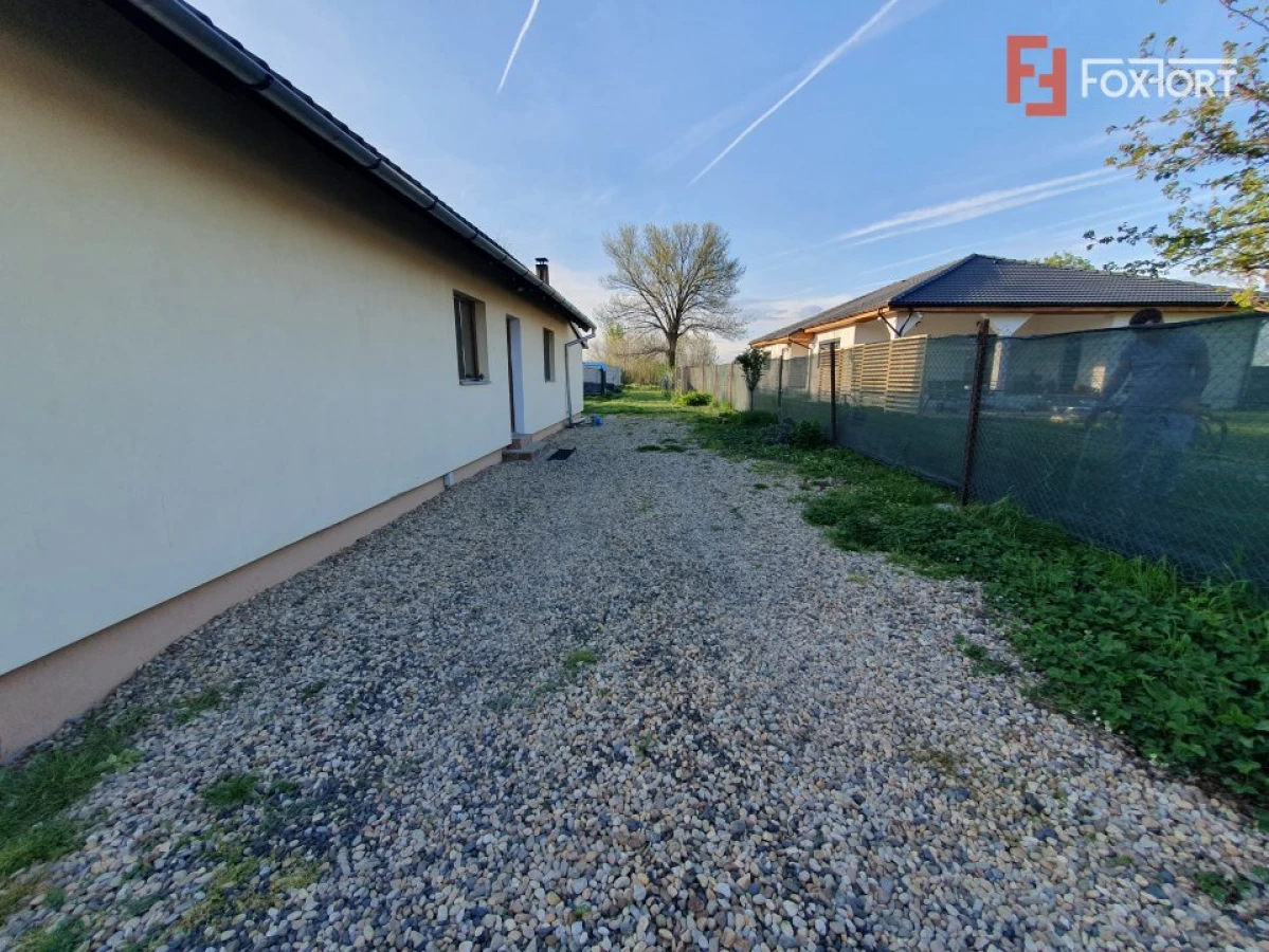 COMISION 0% Casa pe parter cu 3 dormitoare | Sanmihaiu Roman - 2