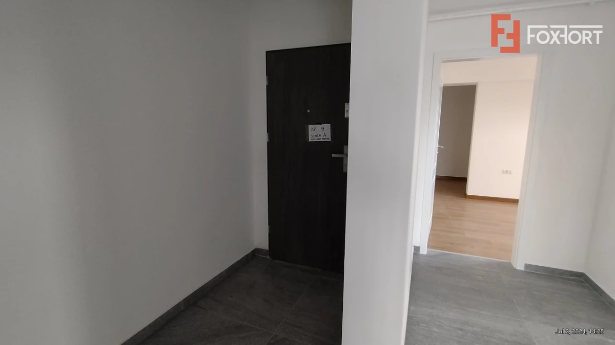 Apartament 3 camere, Zona Freidorf - Scara interioara, terasa 21 mp - 9