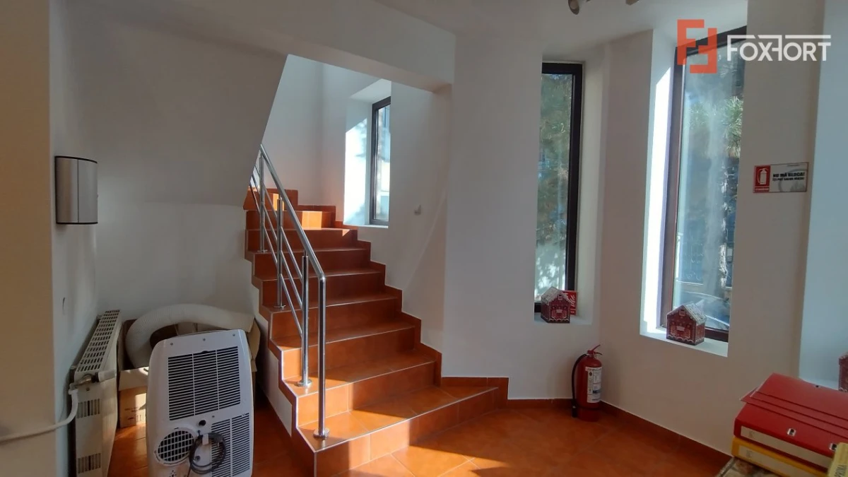 Spatiu Birouri 6 incaperi, Zona Bucovina - 330 mp utili pe 2 nivele - 10