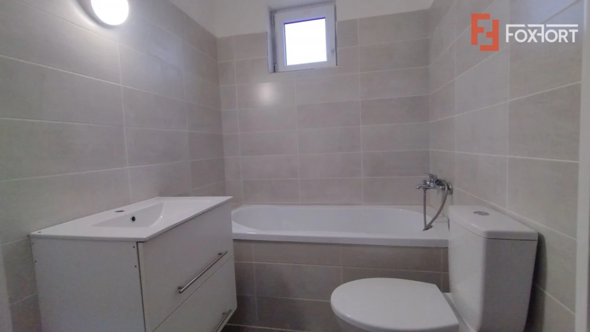 Apartament 3 camere la mansarda - 75mp utili, Zona Aradului - 7