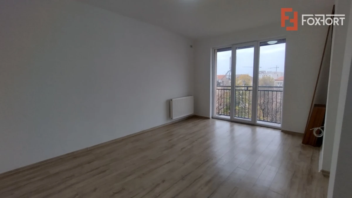 Apartament 3 camere la mansarda - 75mp utili, Zona Aradului - 1