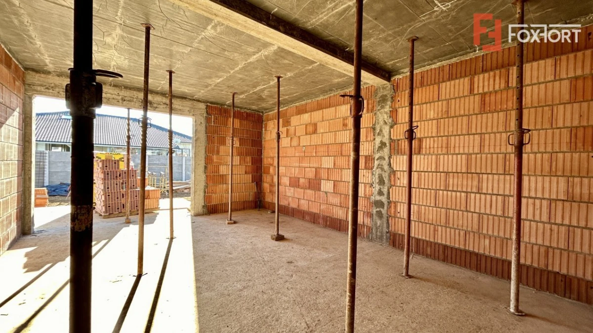Duplex 4 camere pe parter + perete dublu despartitor - Sanandrei - 4