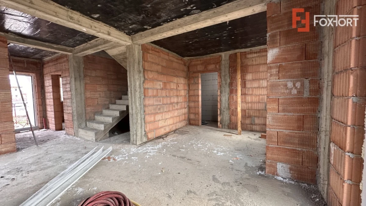 Duplex 4 camere, 111 mp, Asfalt - Mosnita Noua - 4