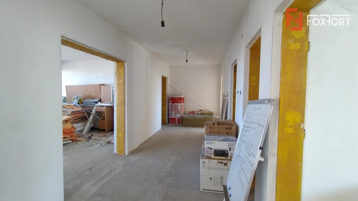 COMISION 0% Casa individuala 8 camere, Sacalaz - Pivnita, teren 1198 mp, asfalt - 8