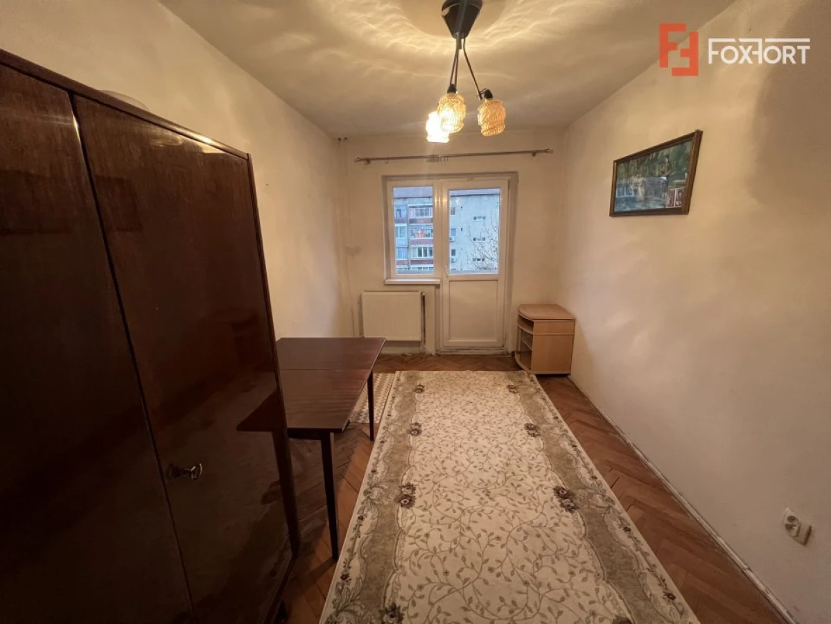 Apartament cu 4 camere, decomandat Zona Girocului - 5