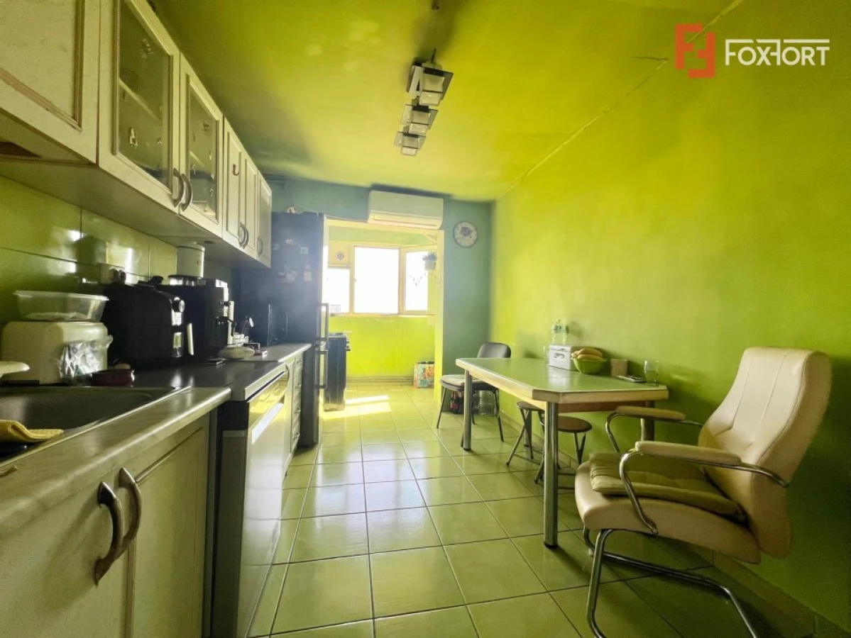 Apartament 4 camere de vanzare, zona Olimpia Stadion - 1