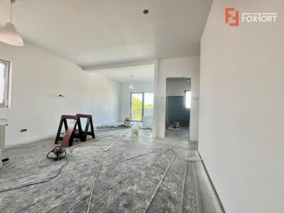 Duplex de vanzare cu 3 camere si 3 bai, Mosnita Noua