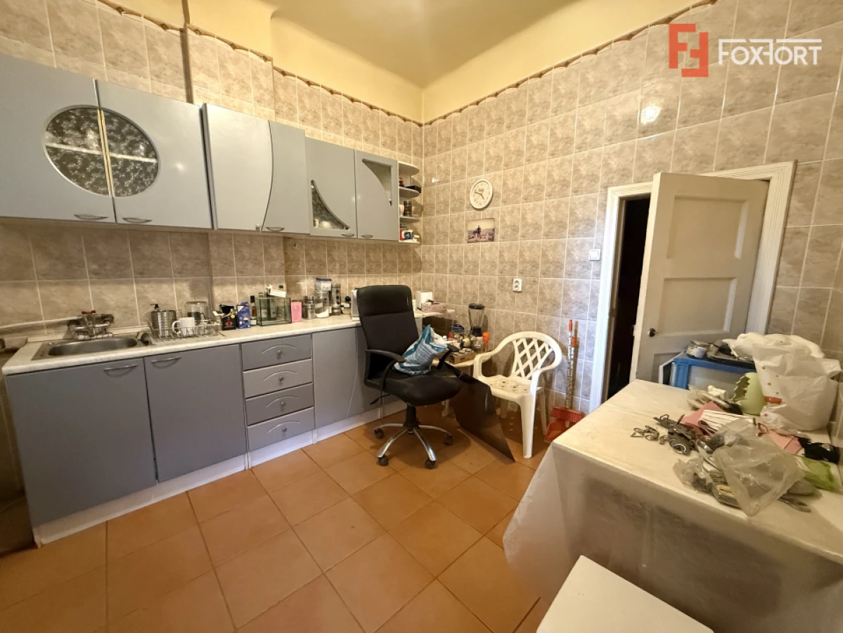 Spatiu de birou sau rezidential, P + 1E, 186 mp in centrul orasului - 7