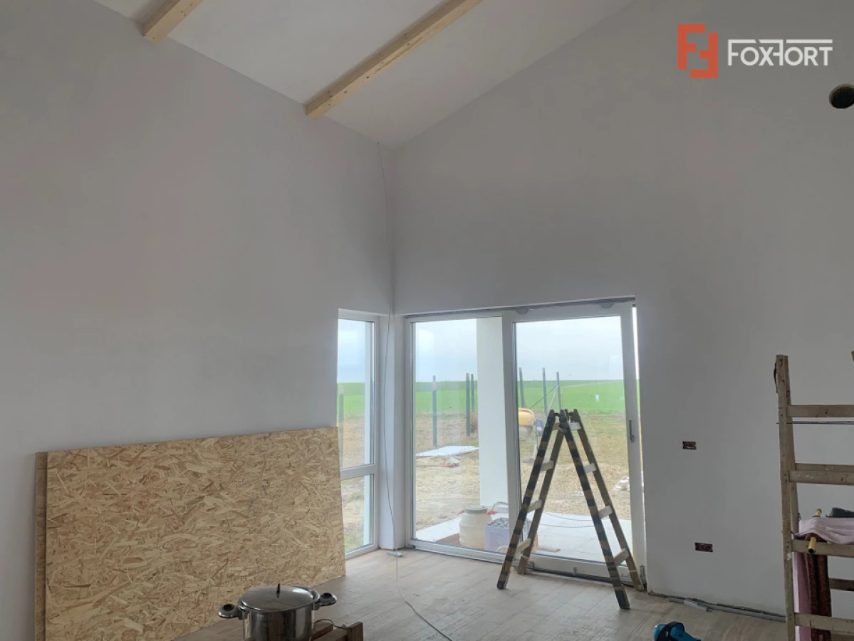 Casa individuala cu 5 camere si teren de 840 mp, Pischia - 5