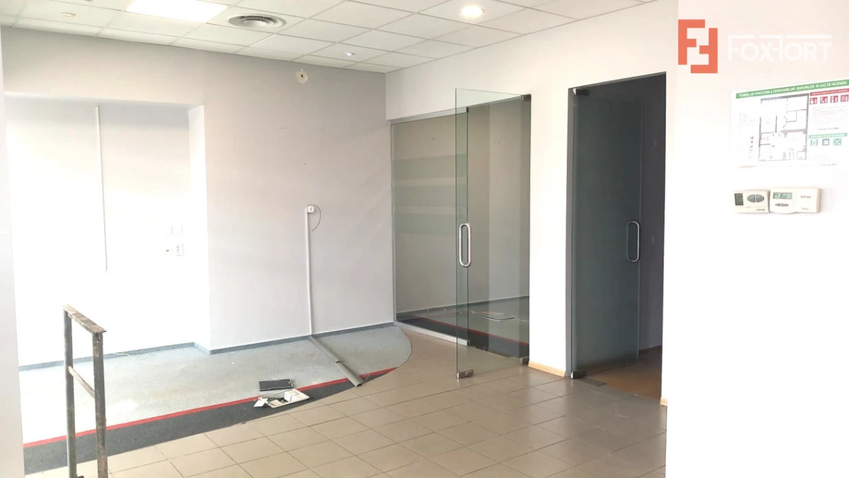 Spatiu comercial de inchiriat, pentru birouri sau alte activitati - 5