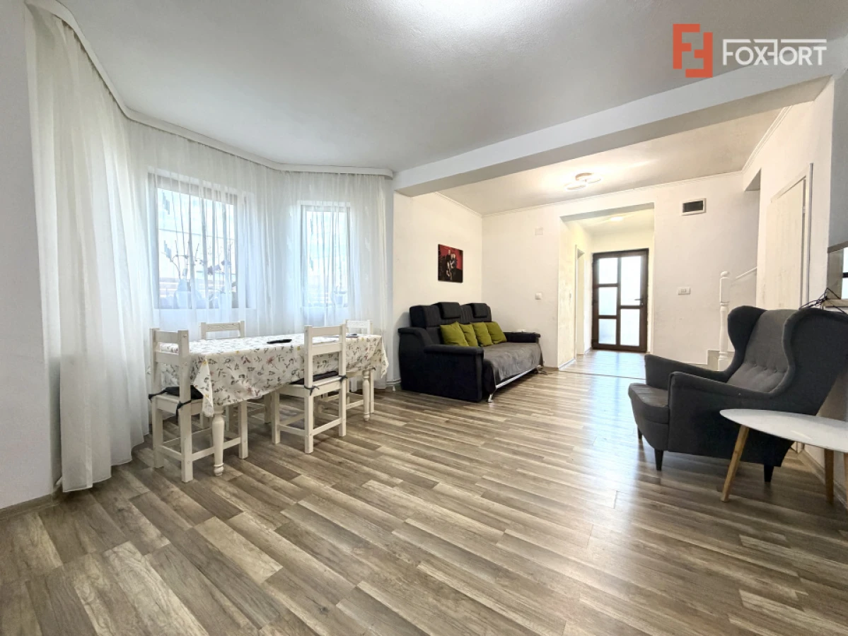 COMISION 0% Duplex despartit prin garaj, 5 camere, teren 660 mp in Sanandrei - 3