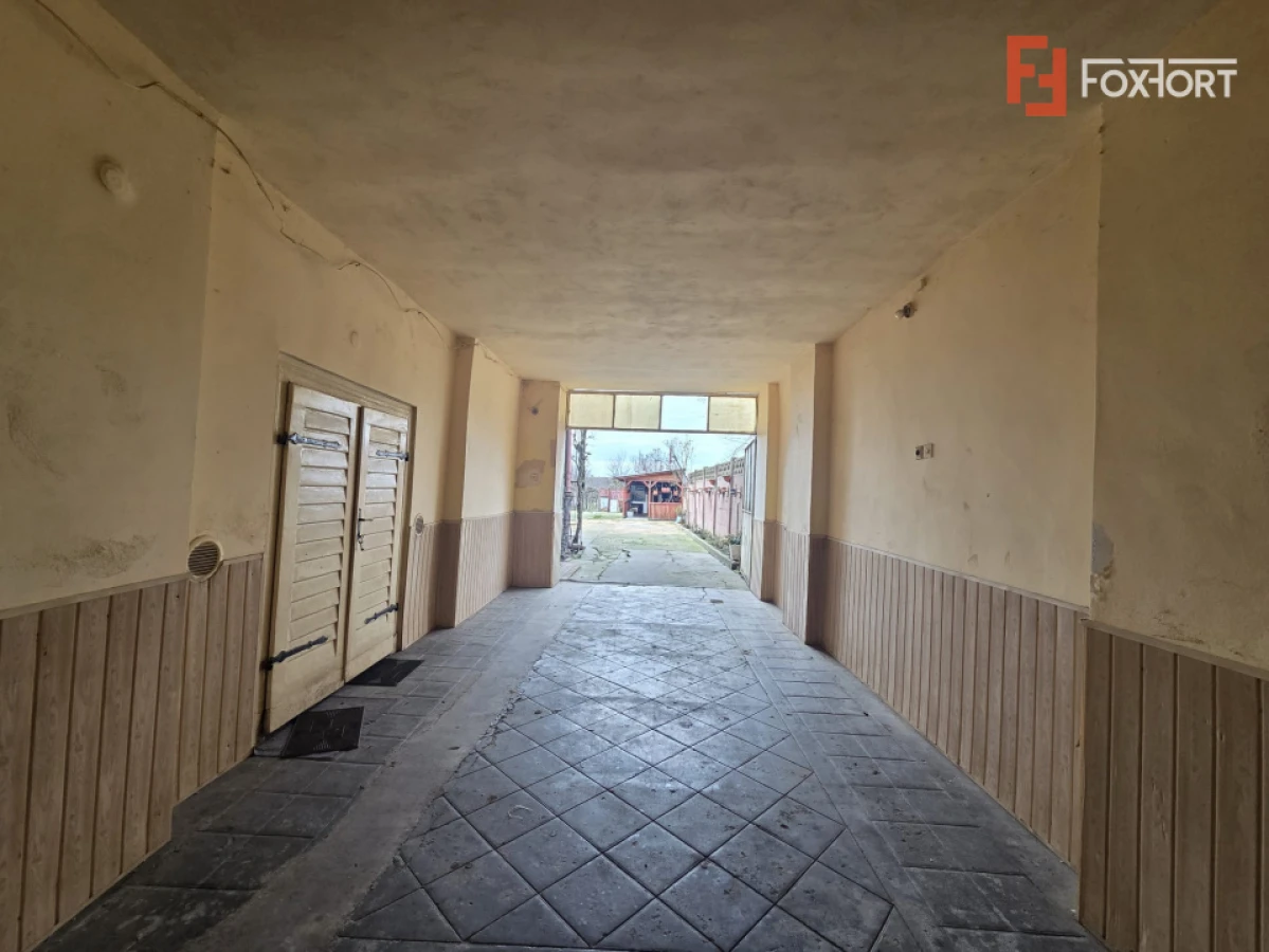 Casa individuala de vanzare | Calea Timisorii | Teren 1649 mp - 10