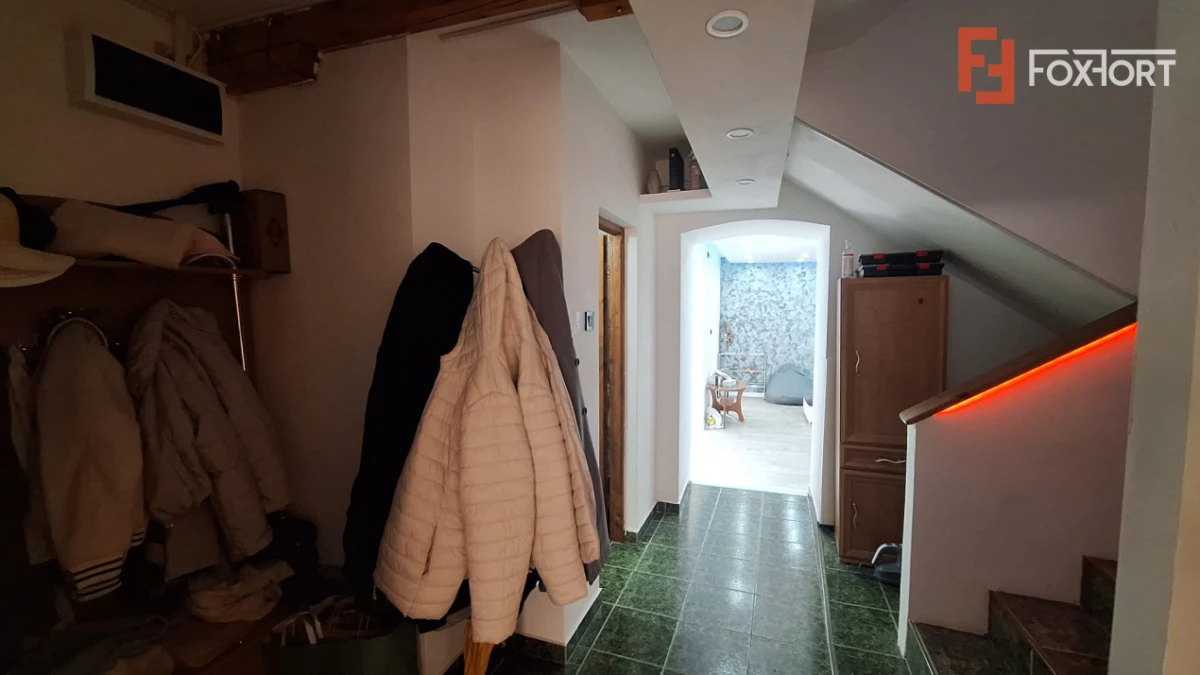 Casa individuala cu 6 camere de vanzare in zona Iosefin - 2