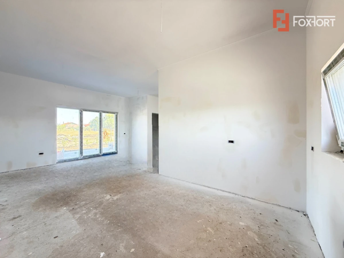 COMISION 0% Triplex cu 4 camere de vanzare in Sacalaz - 9