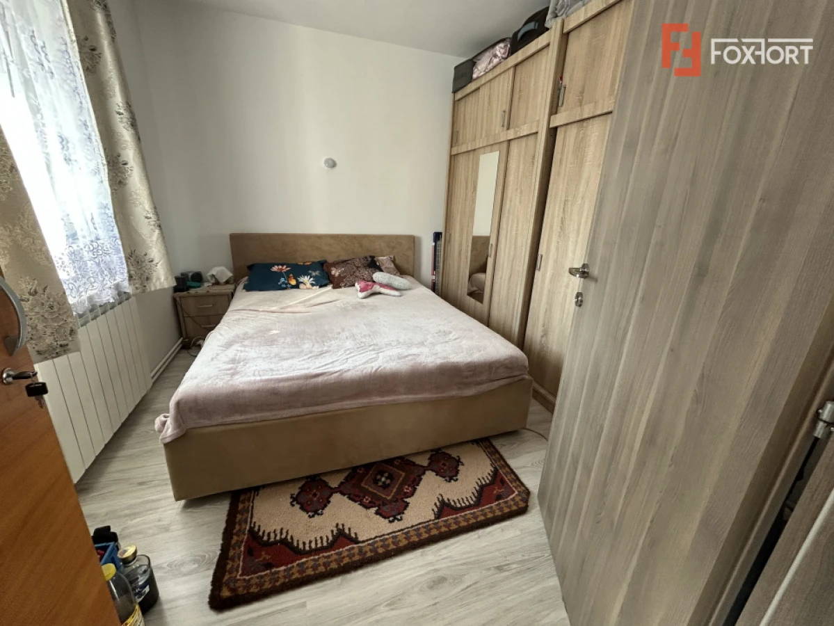Apartament de vanzare cu 3 camere, la parter - zona Sag - 5