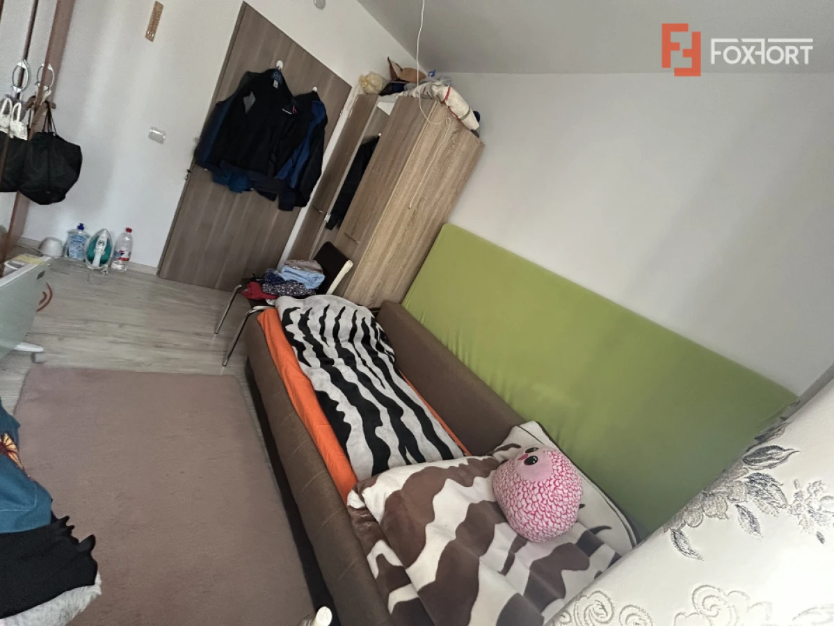 Apartament de vanzare cu 3 camere, la parter - zona Sag - 4