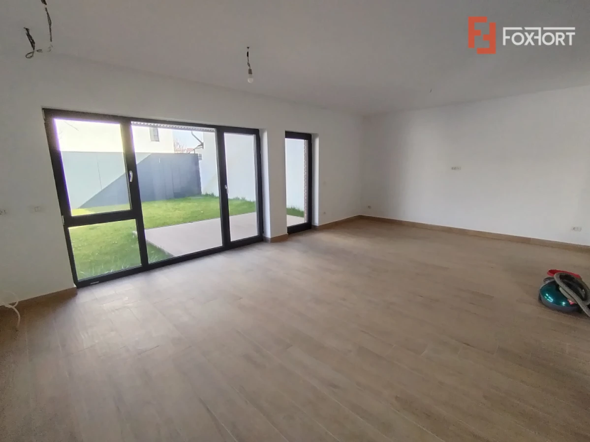 Casa individuala cu 3 camere de vanzare in zona Buziasului - 2