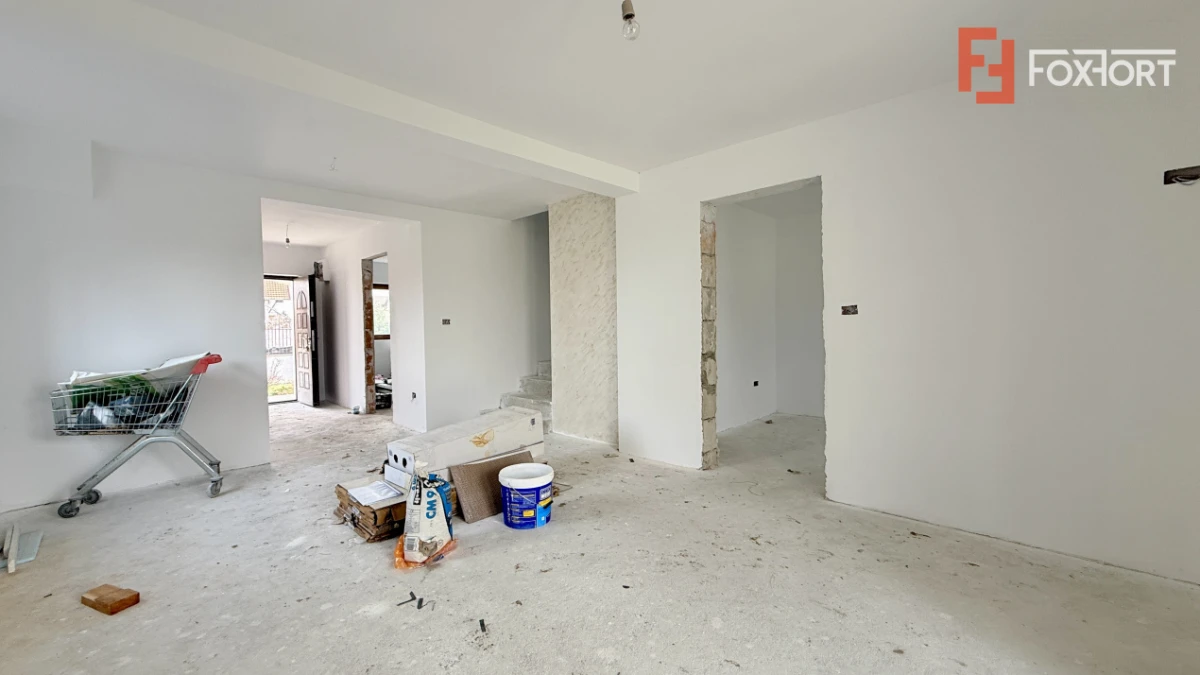 Duplex de vanzare 5 camere cu toate utilitatile - Mosnita Noua - 3