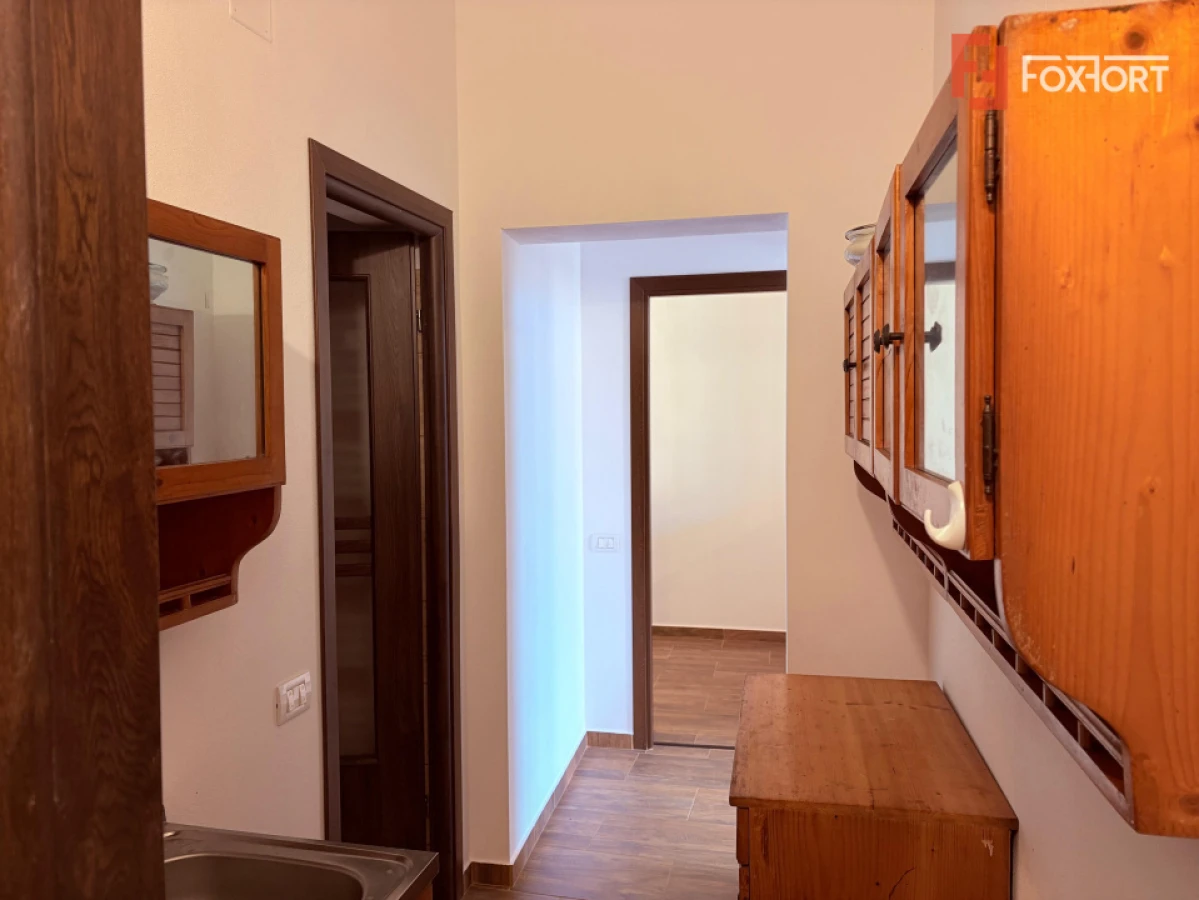 Spatiu comercial 44 mp cu birou si chicineta - zona Iosefin - 4