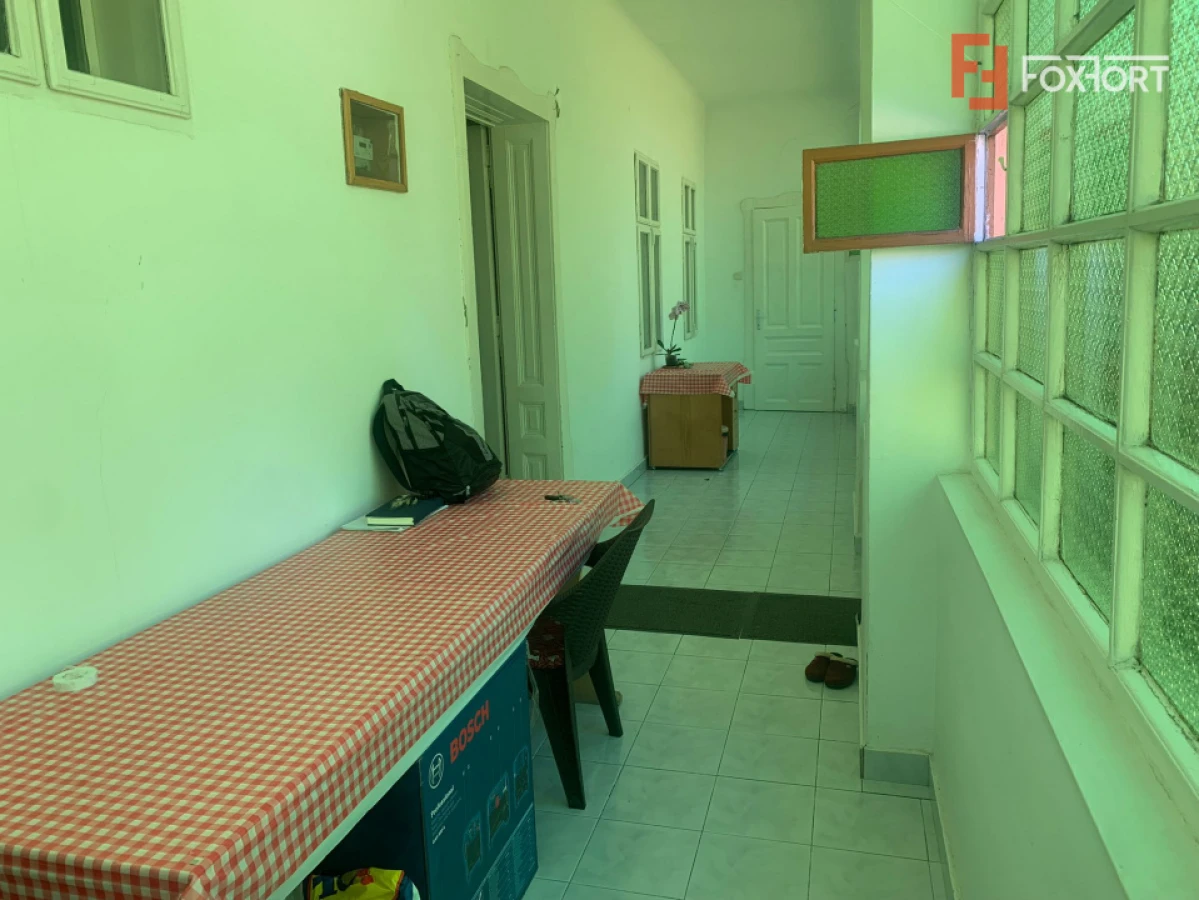 Casa individuala cu 3 imobile separate de vanzare in zona Iosefin - 8