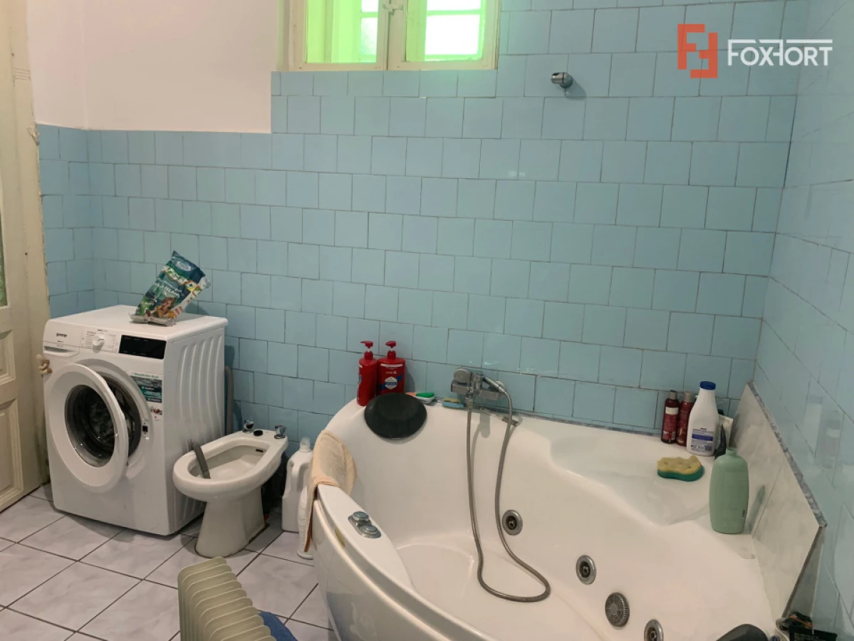 Casa individuala cu 3 imobile separate de vanzare in zona Iosefin - 5