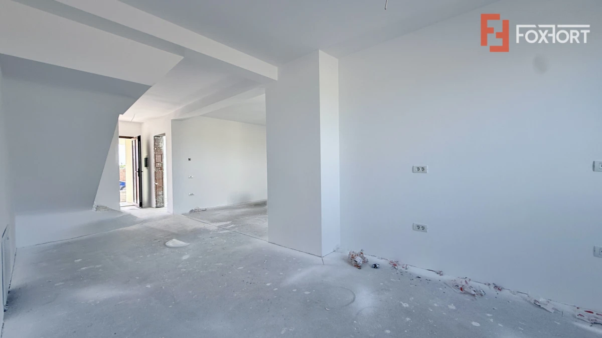 Duplex de vanzare, 4 camere despartit prin camera tehnica - Mosnita - 9