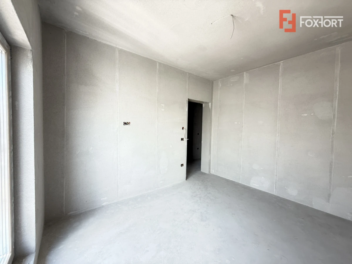 Duplex cu 4 camere | 101 mp utili | 390 mp teren | Toate utilitatile | Sacalaz - 9