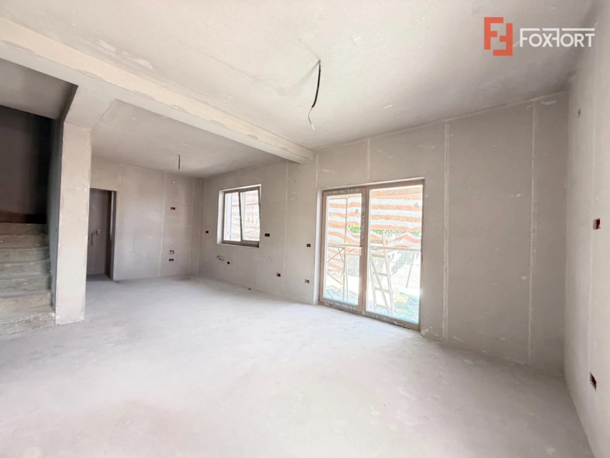 Duplex cu 4 camere | 101 mp utili | 390 mp teren | Toate utilitatile | Sacalaz - 2