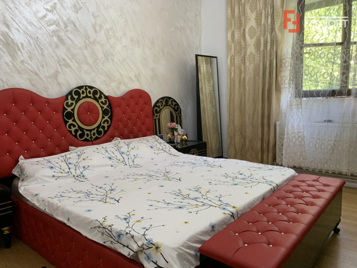 Casa individuala cu 6 camere, pretabil clinica - zona Aradului - 6