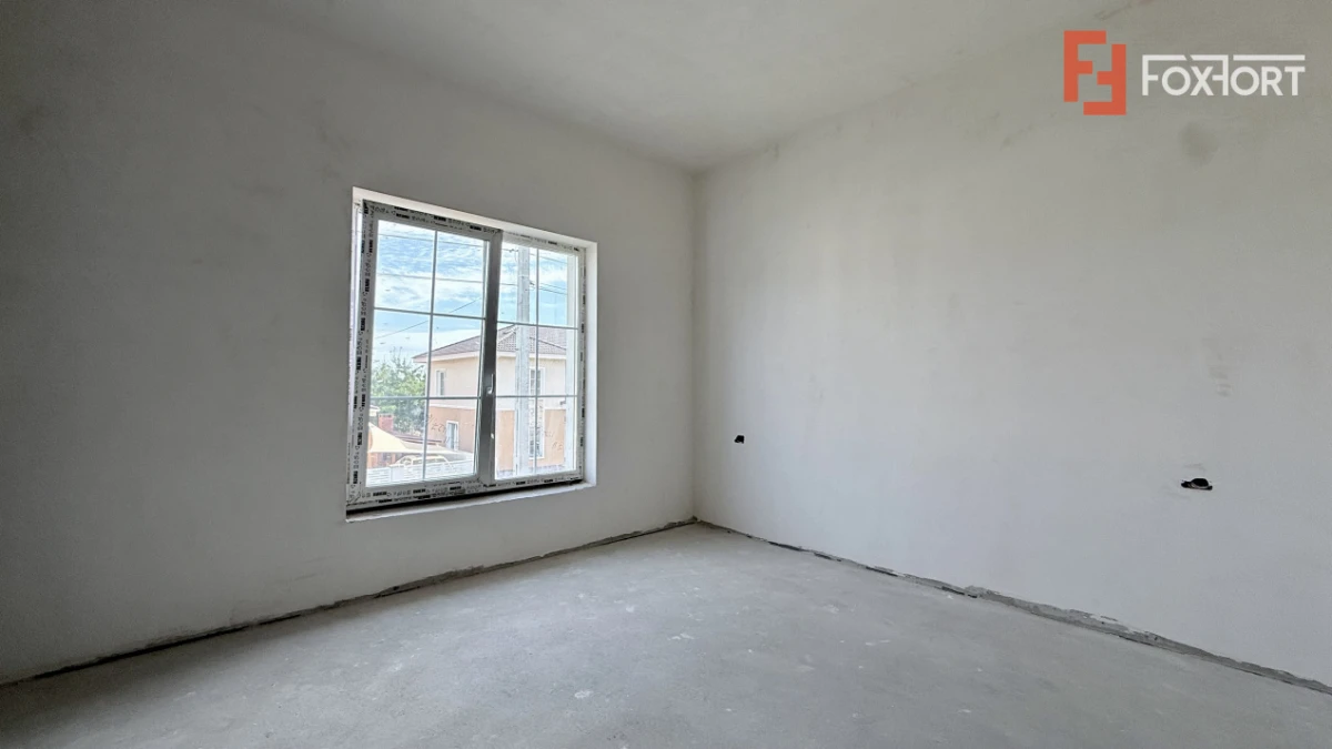 Duplex de vanzare, 4 camere despartit prin garaj - toate utilitatile Mosnita - 10