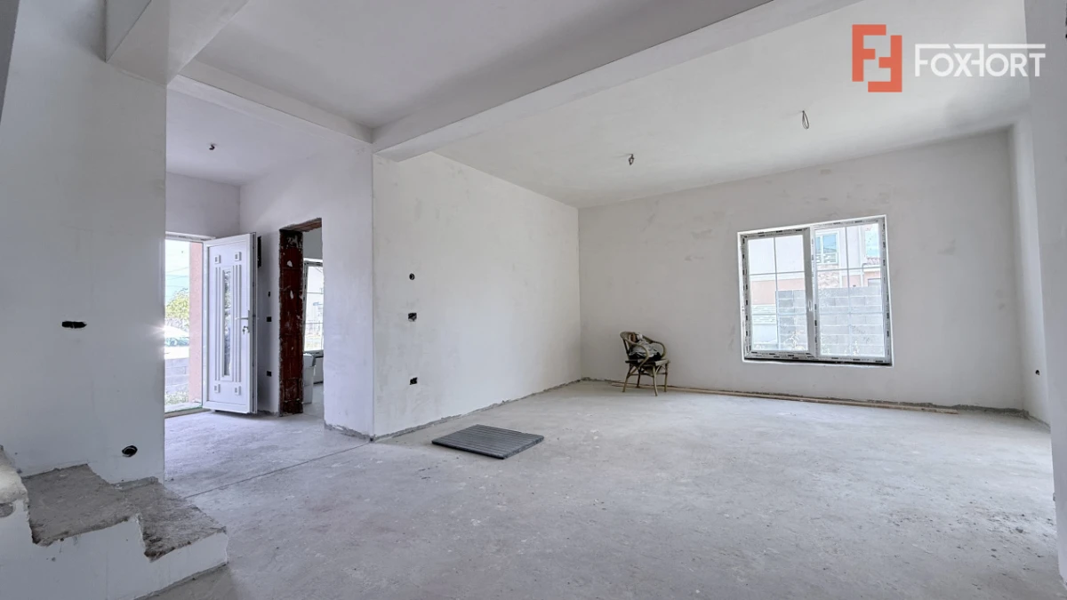 Duplex de vanzare, 4 camere despartit prin garaj - toate utilitatile Mosnita - 4