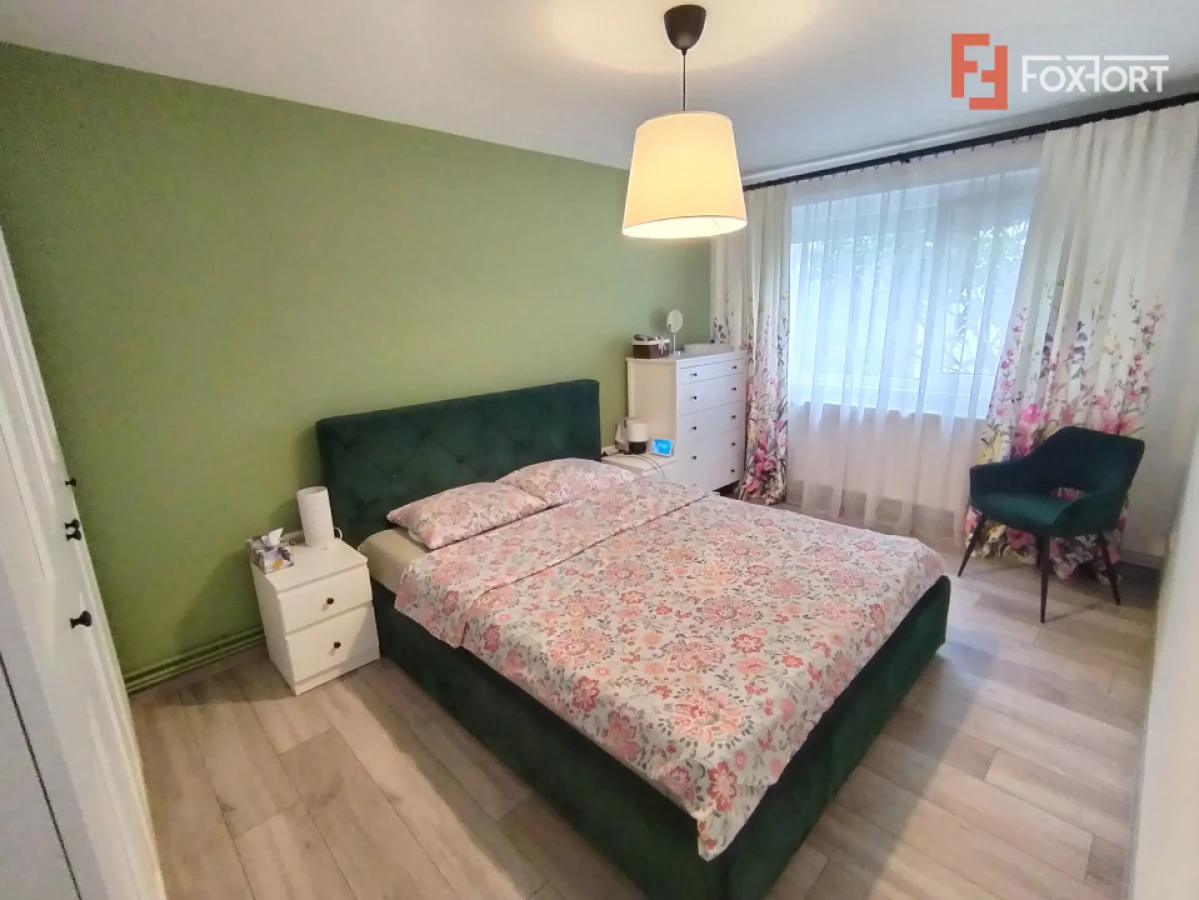 Apartament cu 3 camere si garaj de vanzare in Timisoara, zona P-ta Doina - 8