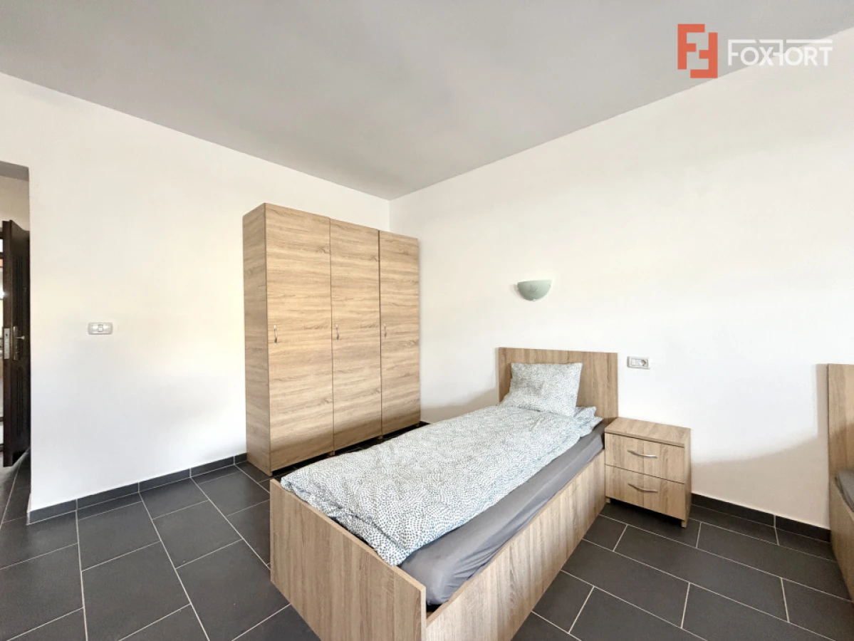 OPORTUNITATE INVESTITIE - 21 camere - Capacitate 93 de persoane - Dumbravita - 9