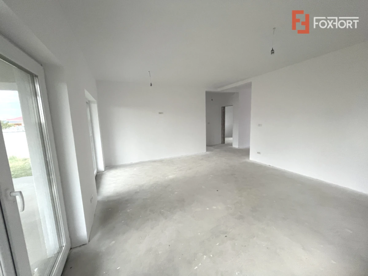 Casa individuala cu 3 camere si teren 640 mp - Mosnita Noua - 2