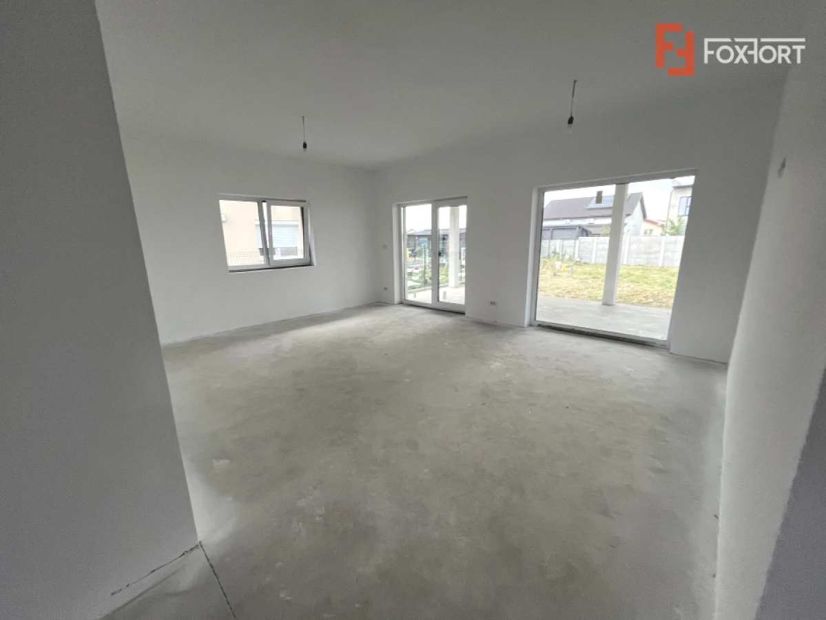 Casa individuala cu 3 camere si teren 640 mp - Mosnita Noua - 1