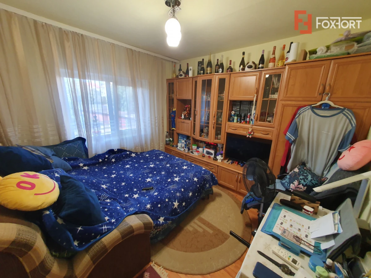 Apartament 3 camere, etaj 1, centrala proprie, bloc izolat - Zona Kiriac - 10