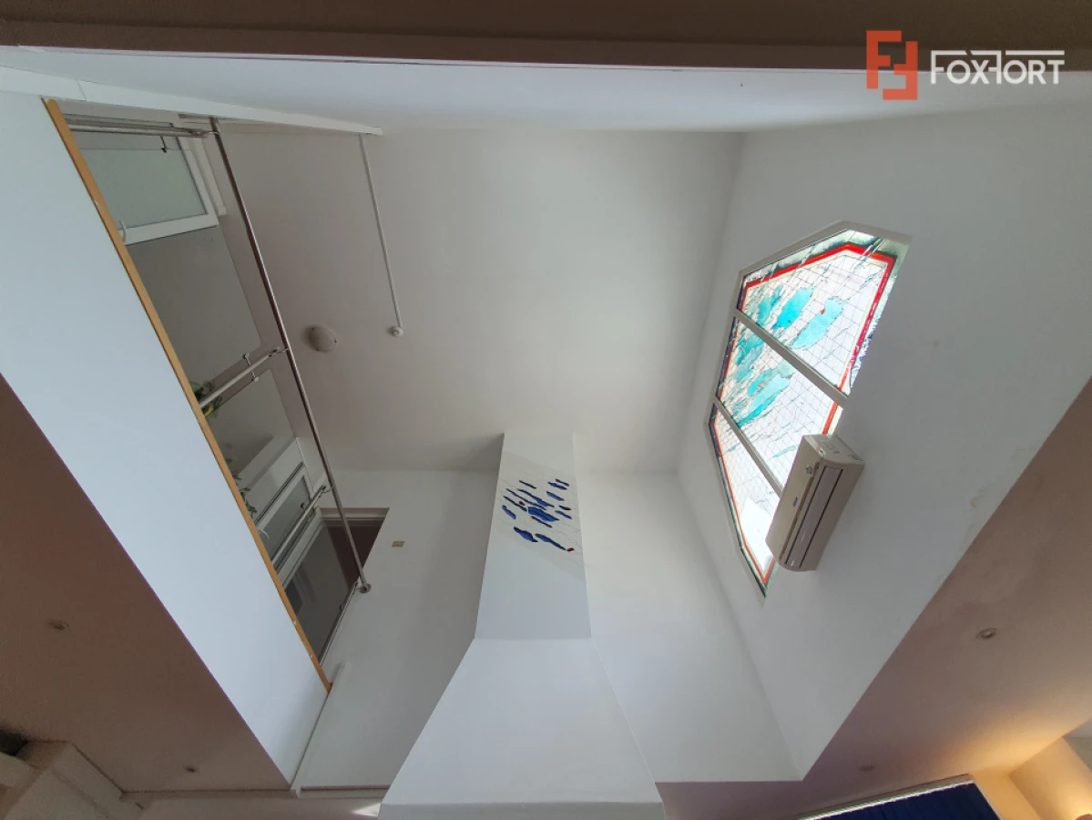 Proprietate impresionanta 606 mp utili, 706 mp teren | zona Braytim - 9