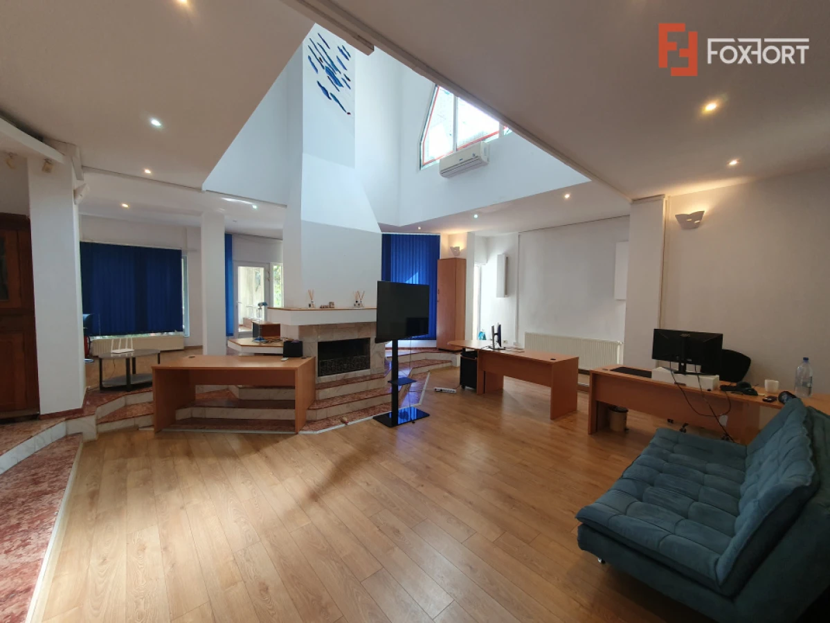 Proprietate impresionanta 606 mp utili, 706 mp teren | zona Braytim - 1