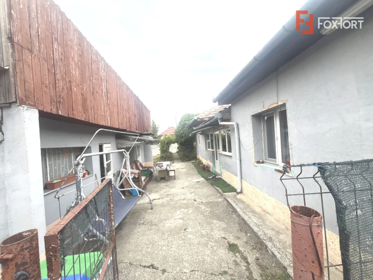 Comision 0 % Casa cu 3 camere si teren de 1497 mp - zona Bogdanestilor - 2