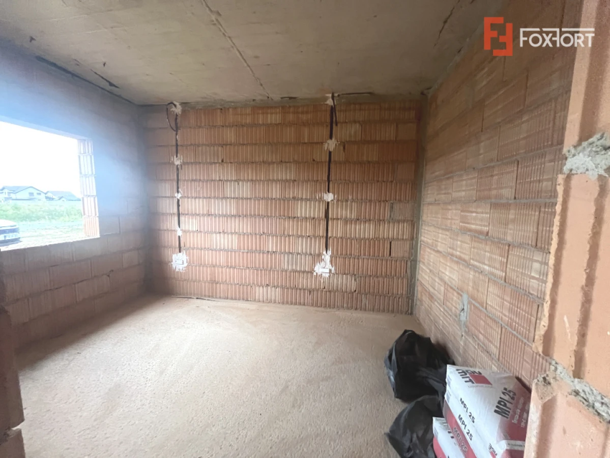 Duplex cu 3 camere si teren de 318 mp - Mosnita Noua - 2